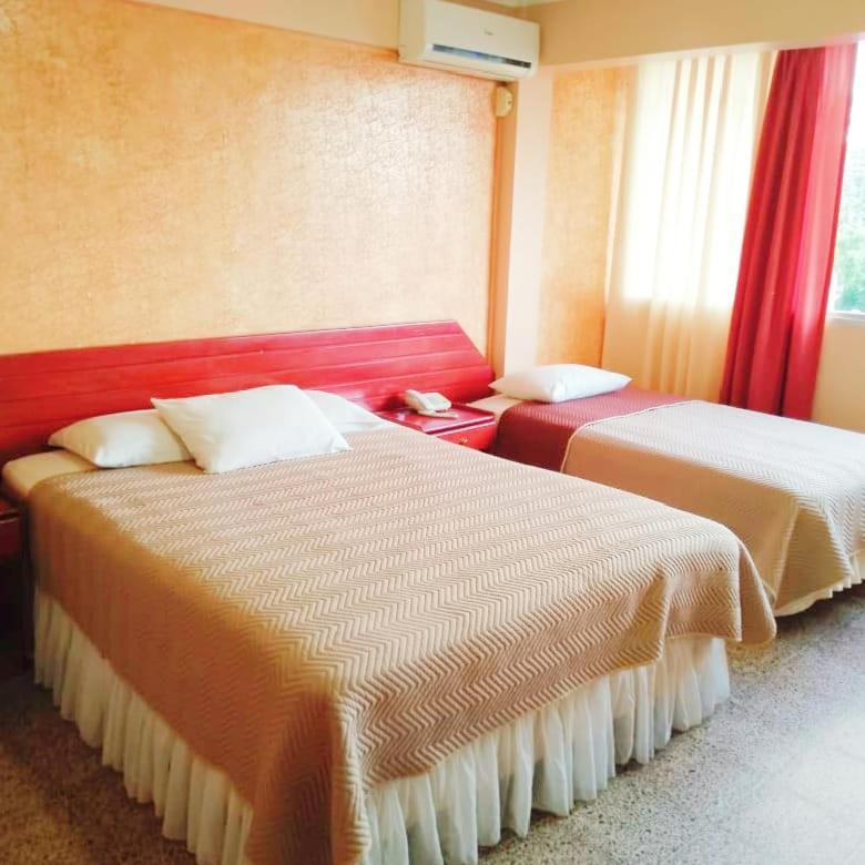 Hotel 7 Calles Santa Cruz de La Sierra Ngoại thất bức ảnh