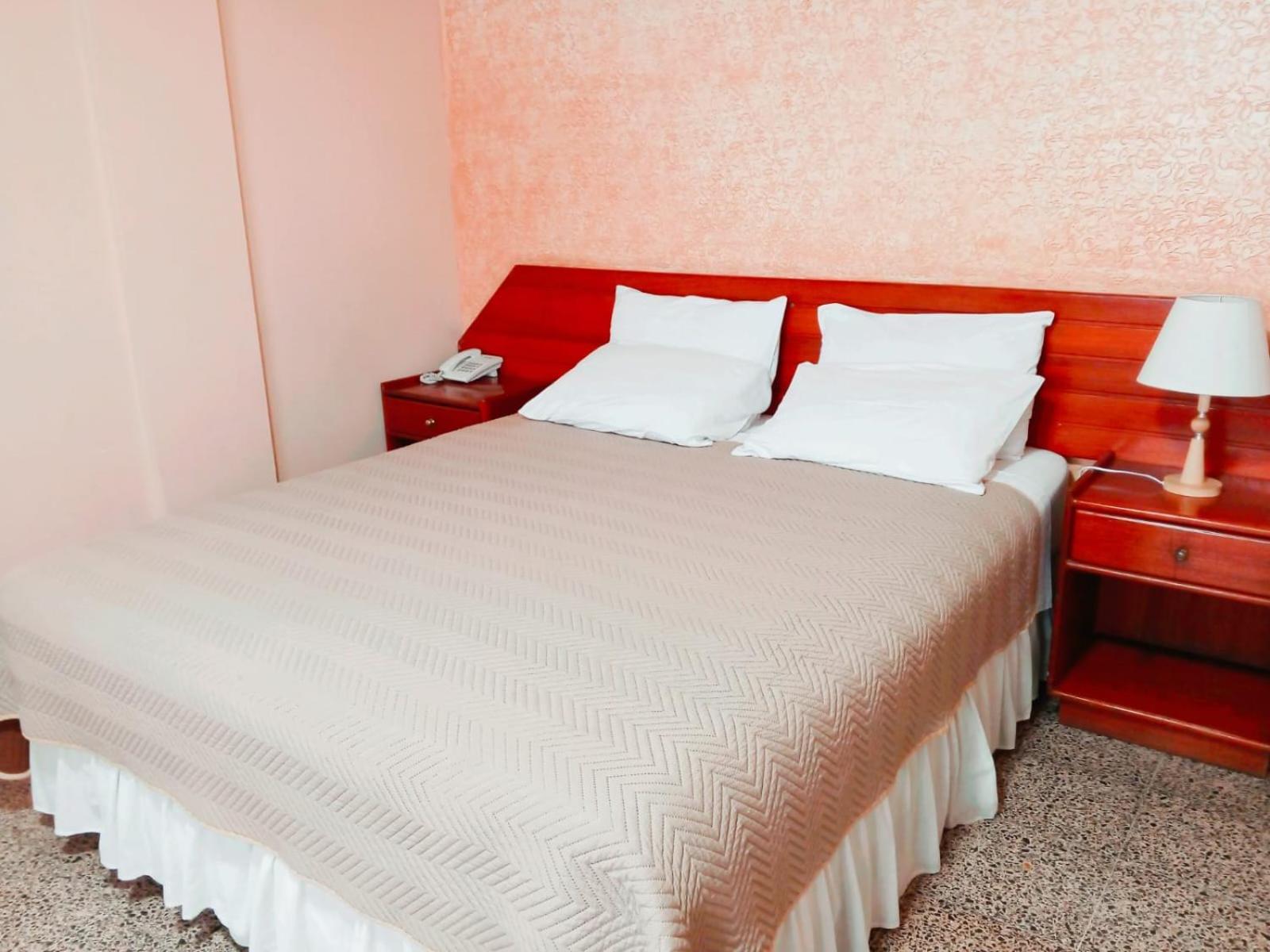 Hotel 7 Calles Santa Cruz de La Sierra Ngoại thất bức ảnh